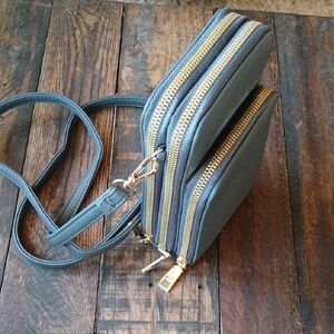 Elegant Gray Women's Crossbody Bag